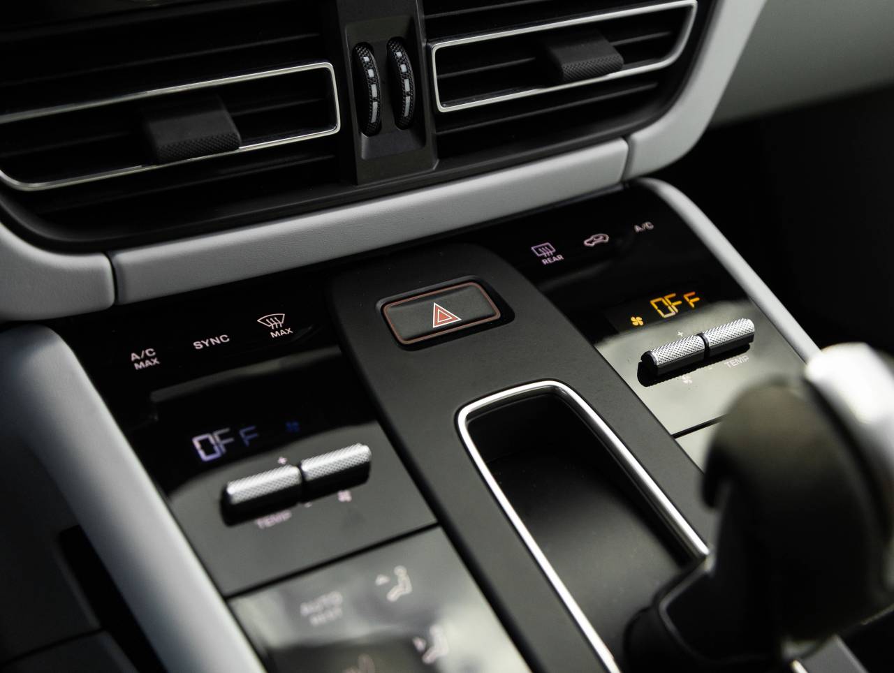 2024 Porsche Macan Macan GTS