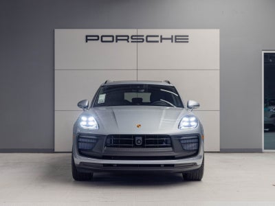 2026 Porsche Macan Macan GTS