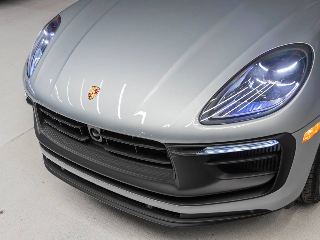 2026 Porsche Macan Macan GTS