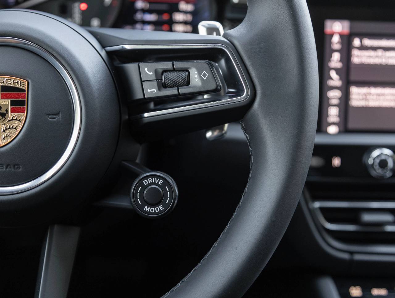 2026 Porsche Macan Macan GTS