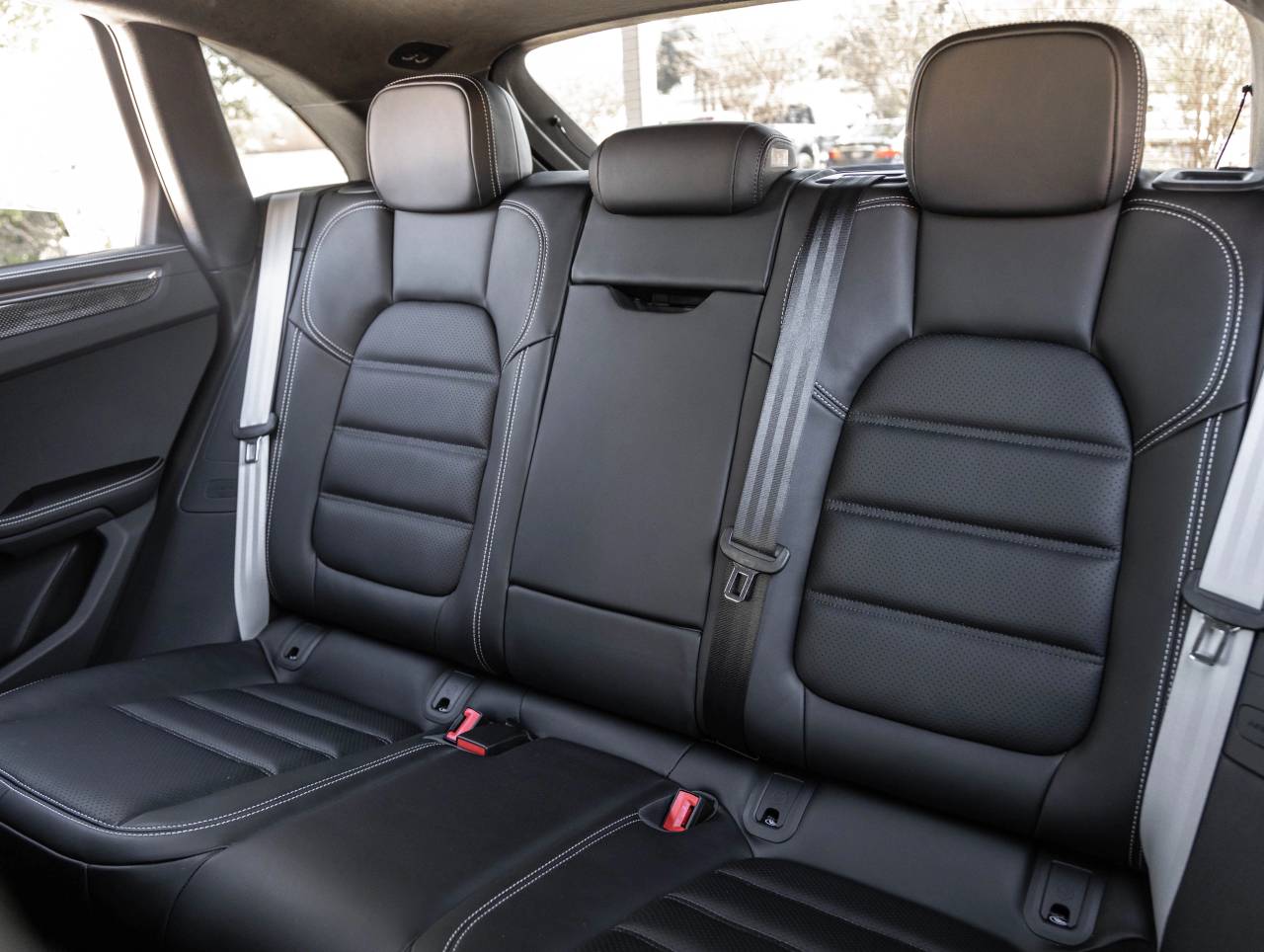 2026 Porsche Macan Macan GTS