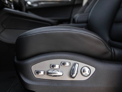 2026 Porsche Macan Macan GTS