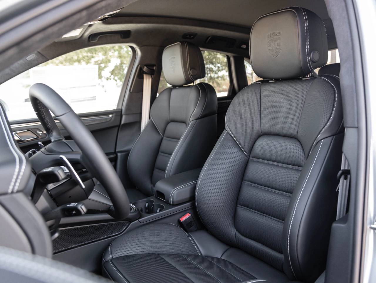 2026 Porsche Macan Macan GTS