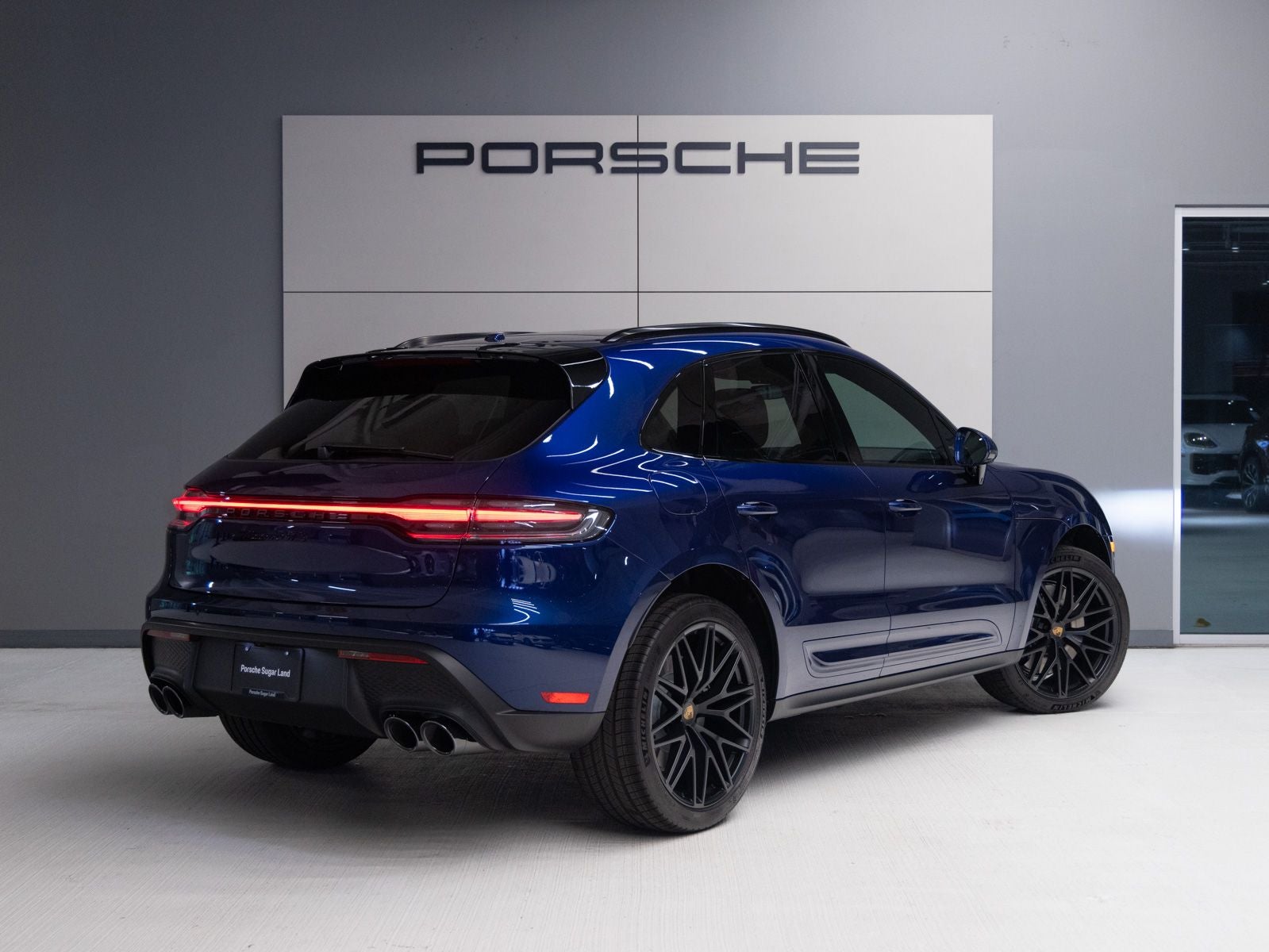 2026 Porsche Macan Macan GTS