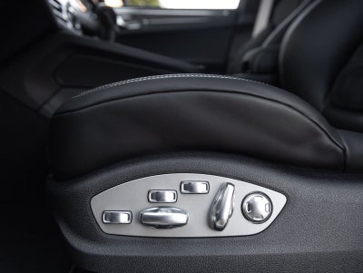 2026 Porsche Macan Macan GTS