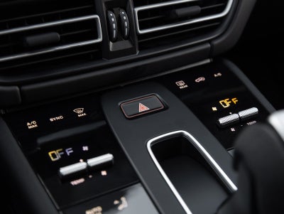 2026 Porsche Macan Macan GTS