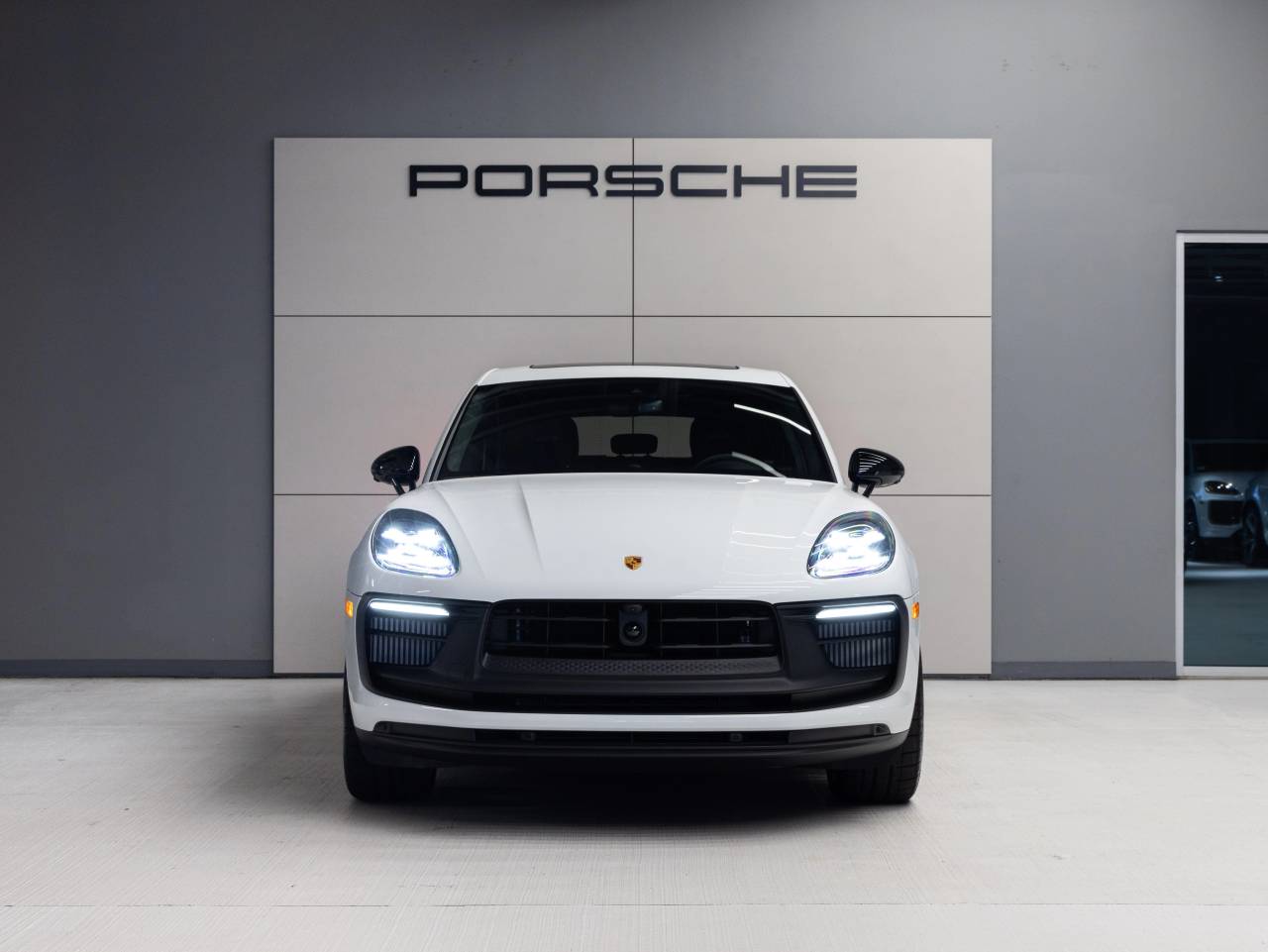 2026 Porsche Macan Macan GTS