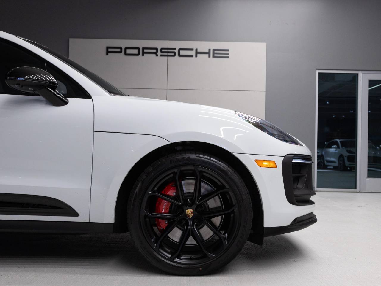 2026 Porsche Macan Macan GTS