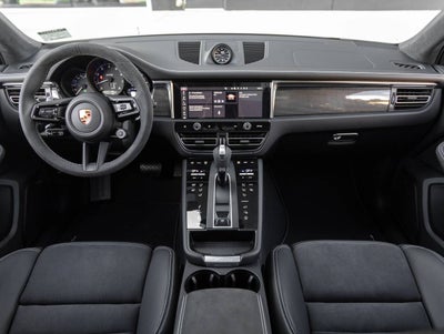 2026 Porsche Macan Macan GTS