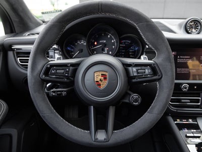 2026 Porsche Macan Macan GTS