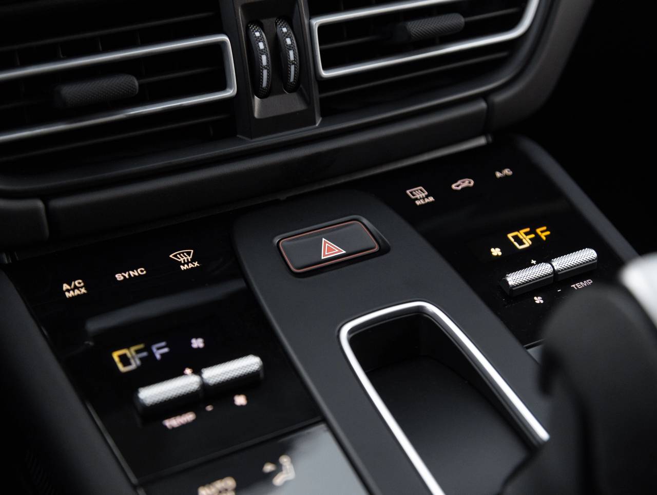 2026 Porsche Macan Macan GTS