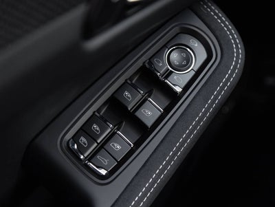 2026 Porsche Macan Macan GTS