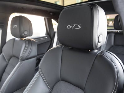 2026 Porsche Macan Macan GTS