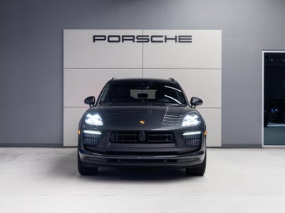 2026 Porsche Macan Macan GTS