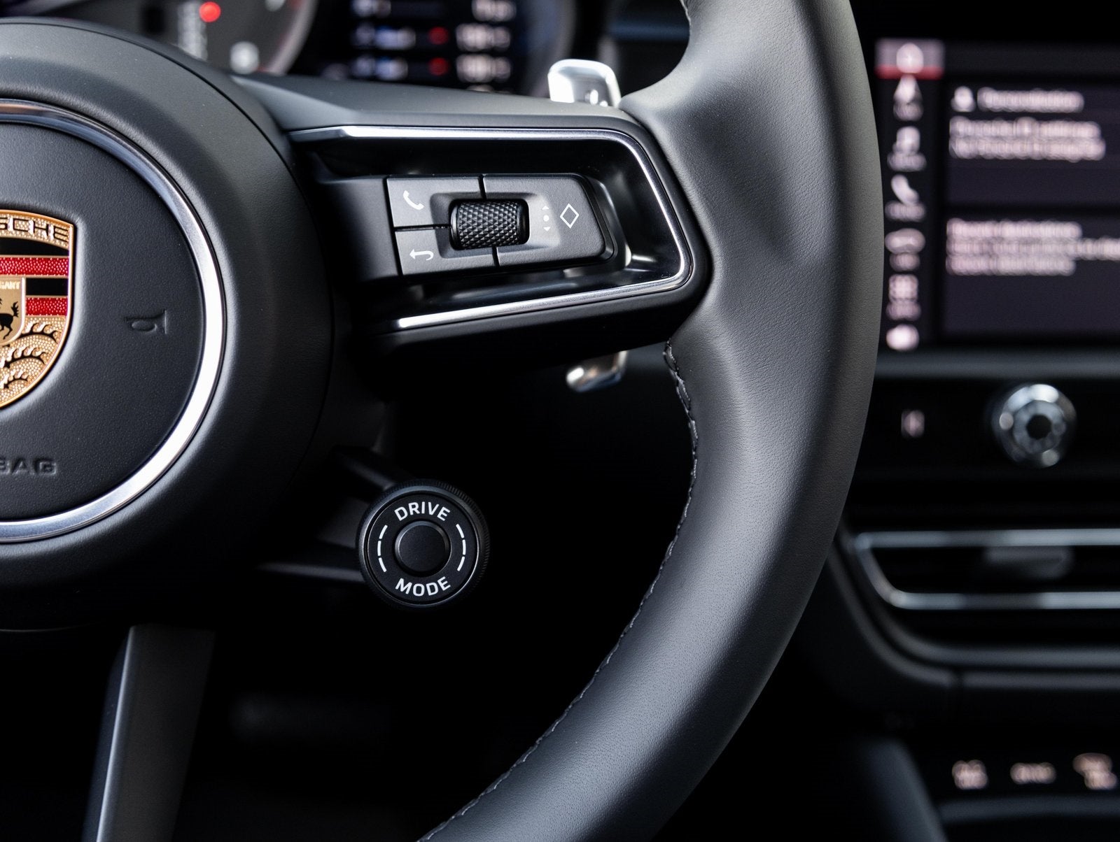 2026 Porsche Macan Macan GTS