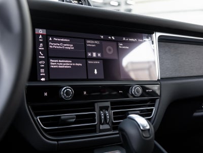 2026 Porsche Macan Macan GTS