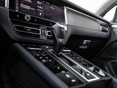 2026 Porsche Macan Macan GTS