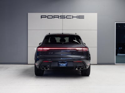 2026 Porsche Macan Macan GTS