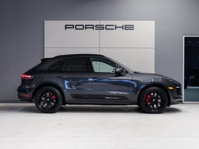 2026 Porsche Macan Macan GTS