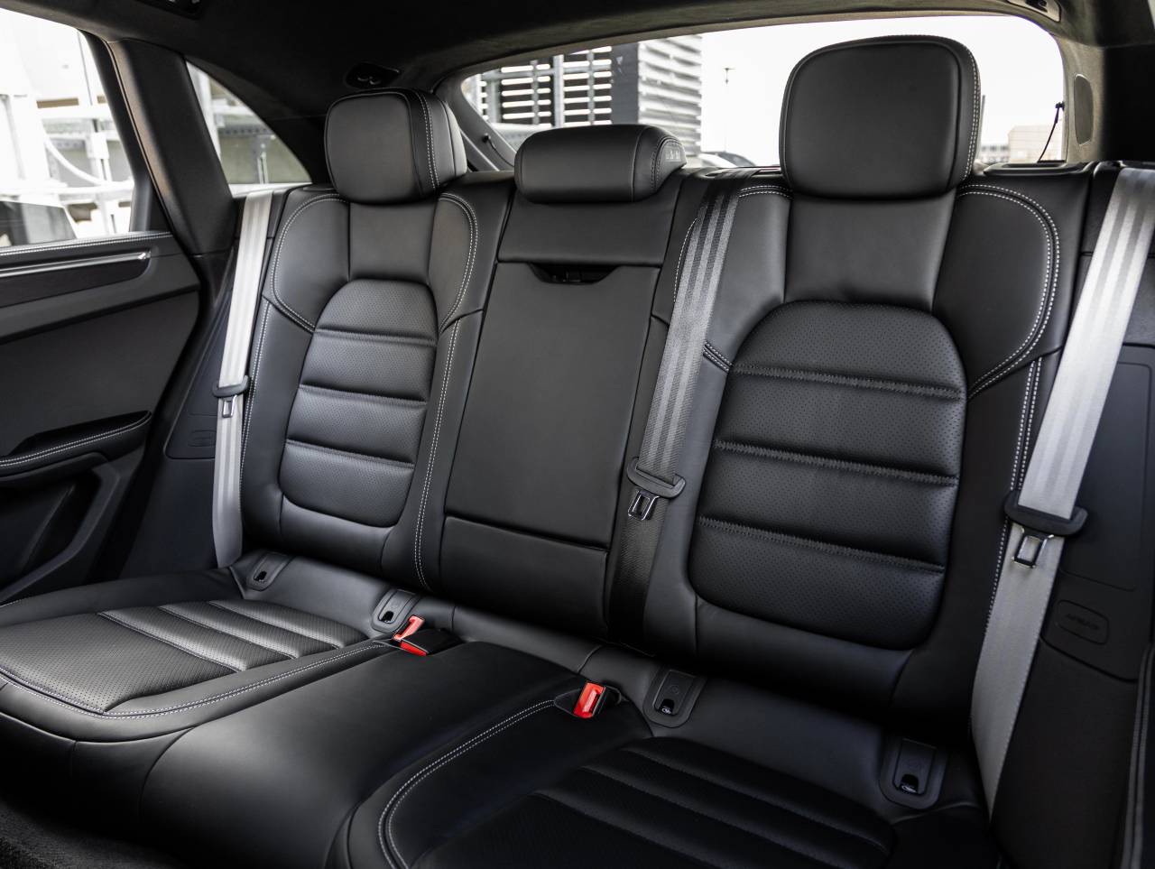 2026 Porsche Macan Macan GTS