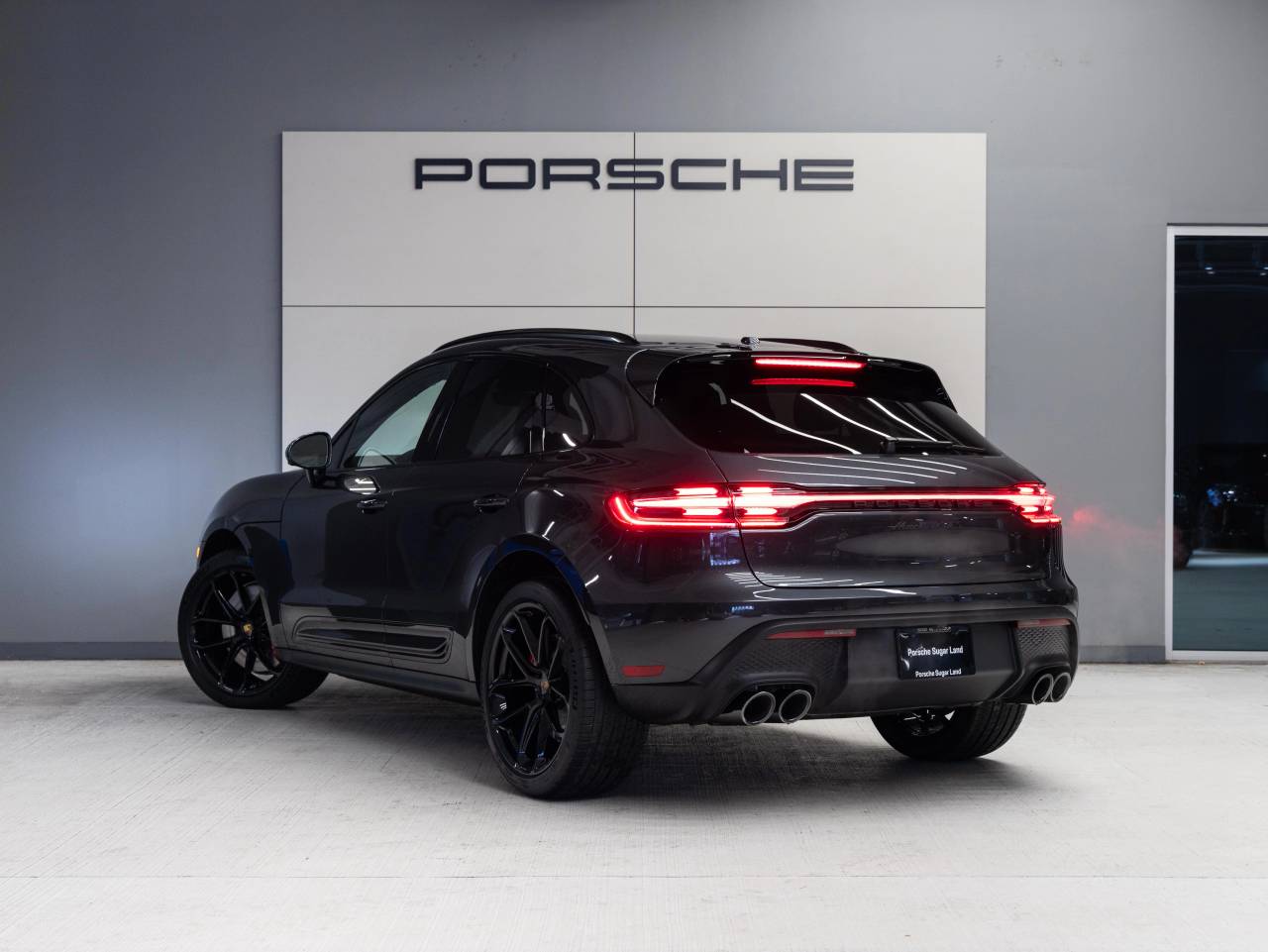 2026 Porsche Macan Macan GTS
