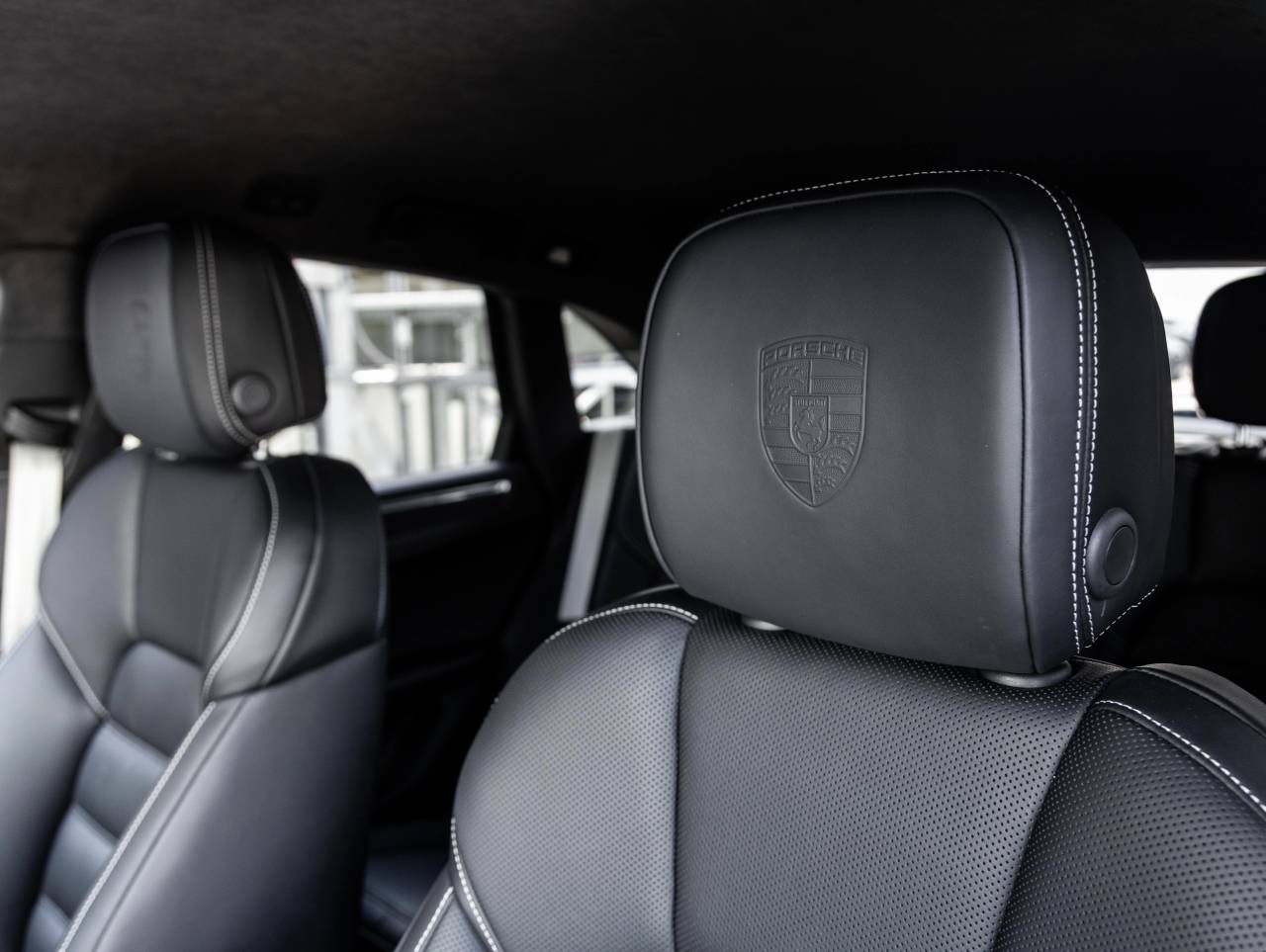 2026 Porsche Macan Macan GTS