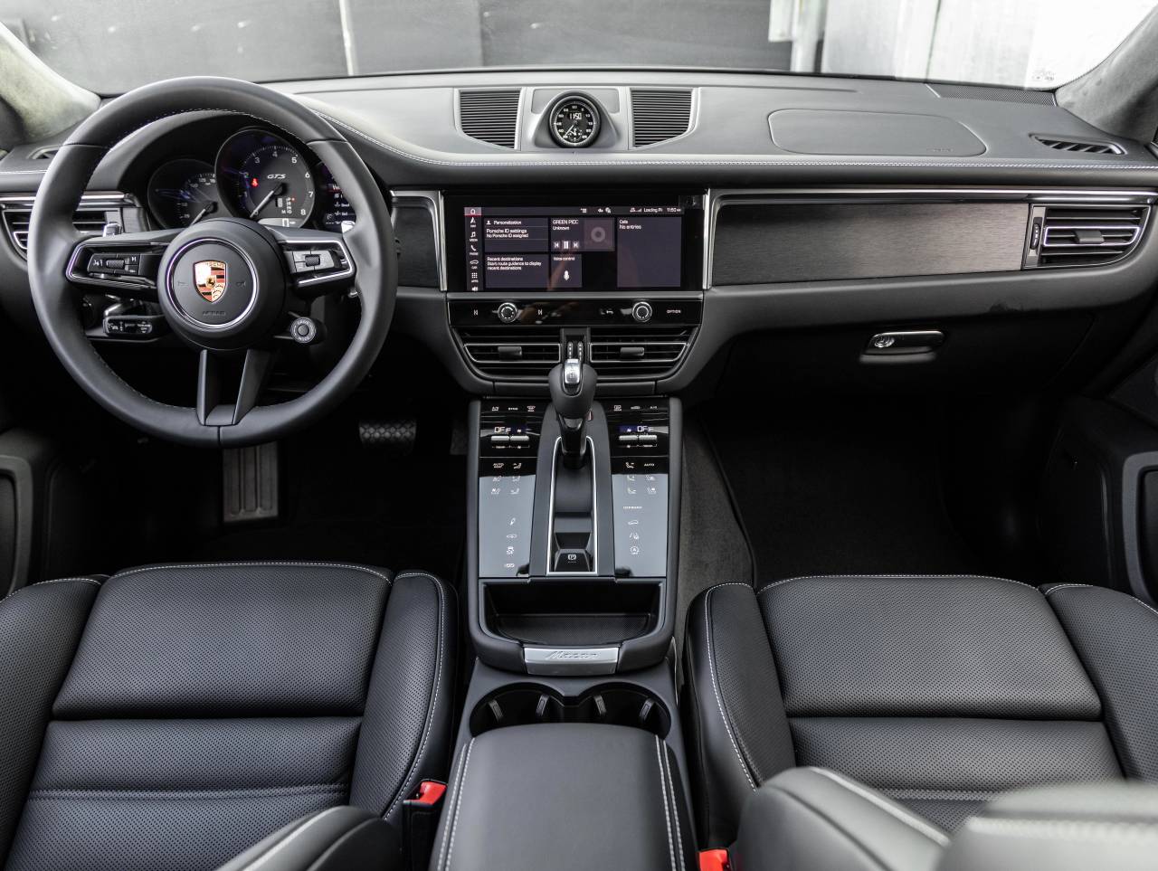 2026 Porsche Macan Macan GTS