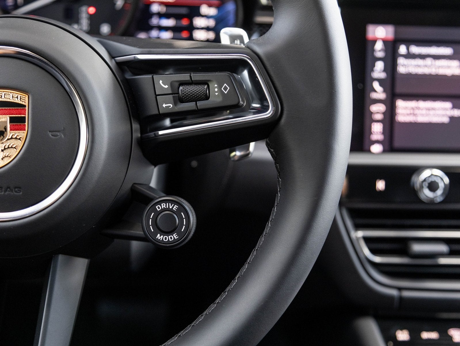 2026 Porsche Macan Macan GTS