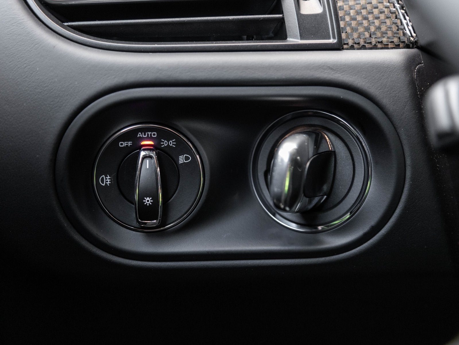 2026 Porsche Macan Macan GTS