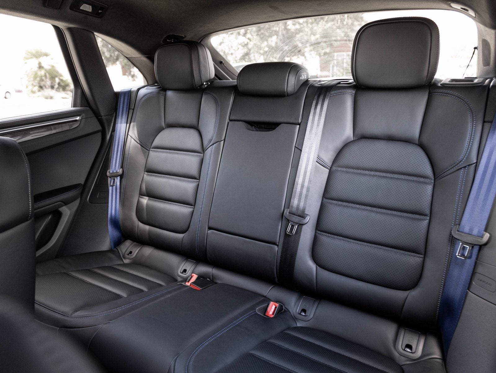 2026 Porsche Macan Macan GTS