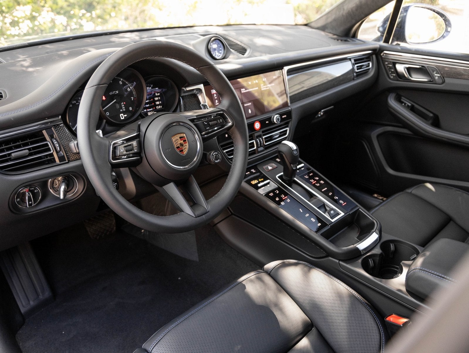 2026 Porsche Macan Macan GTS