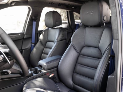 2026 Porsche Macan Macan GTS