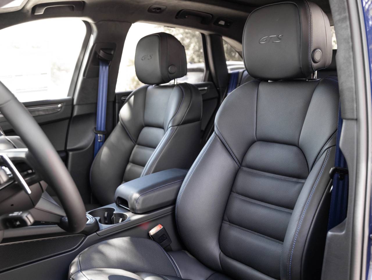 2026 Porsche Macan Macan GTS