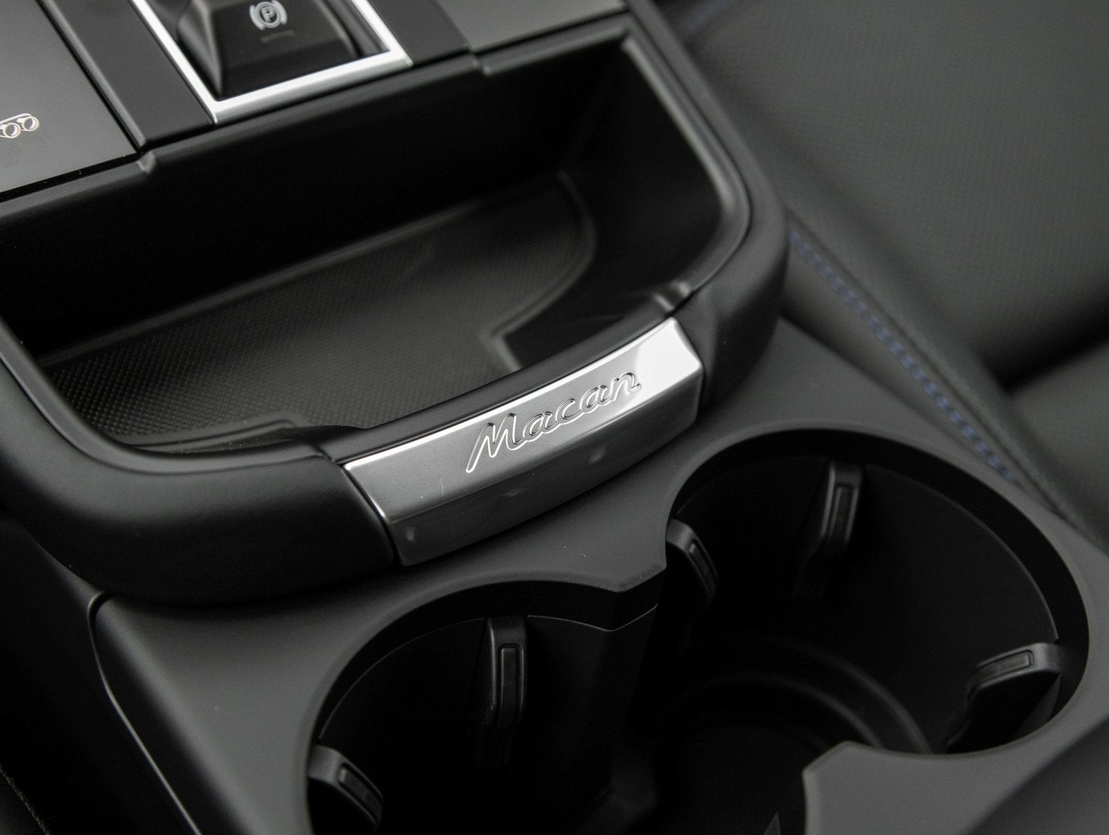 2026 Porsche Macan Macan GTS