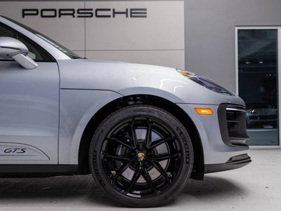 2026 Porsche Macan Macan GTS