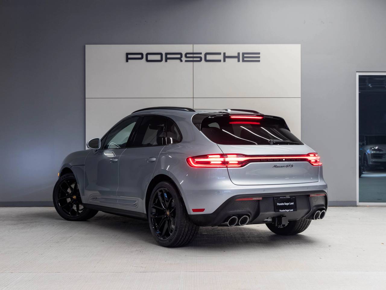 2026 Porsche Macan Macan GTS