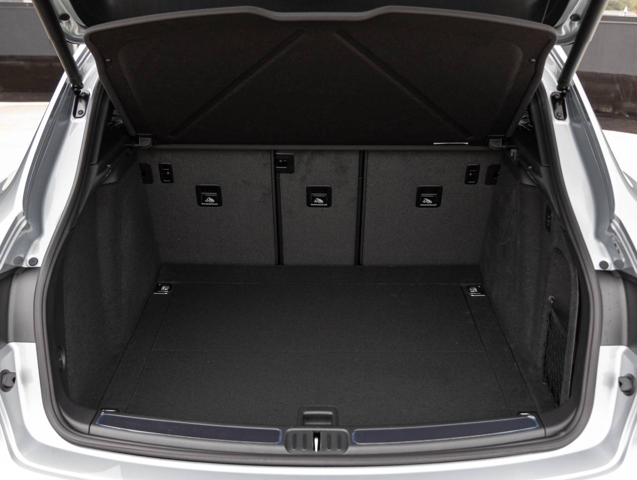 2026 Porsche Macan Macan GTS