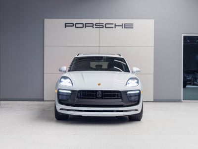 2026 Porsche Macan Macan GTS