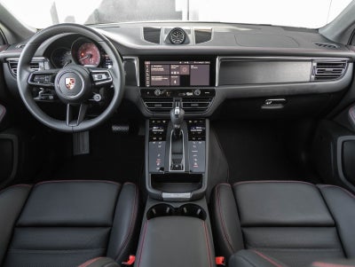 2026 Porsche Macan Macan GTS