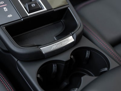 2026 Porsche Macan Macan GTS