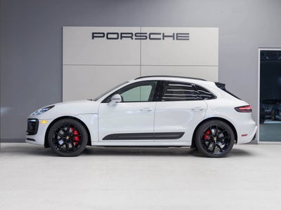 2026 Porsche Macan Macan GTS