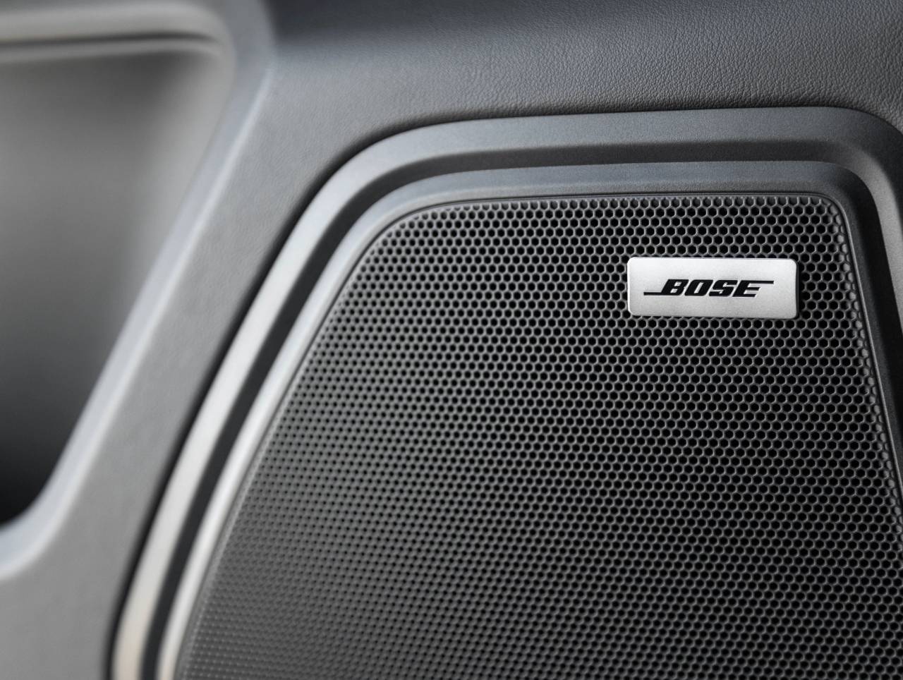 2026 Porsche Macan Macan GTS