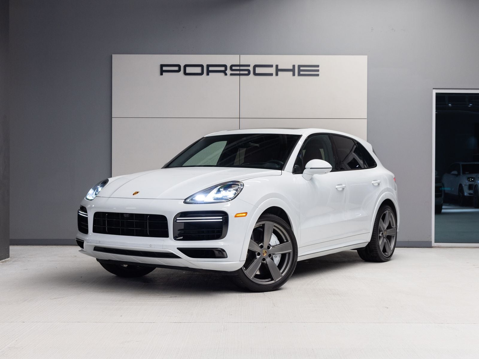2023 Porsche Cayenne Cayenne Turbo (MY23)