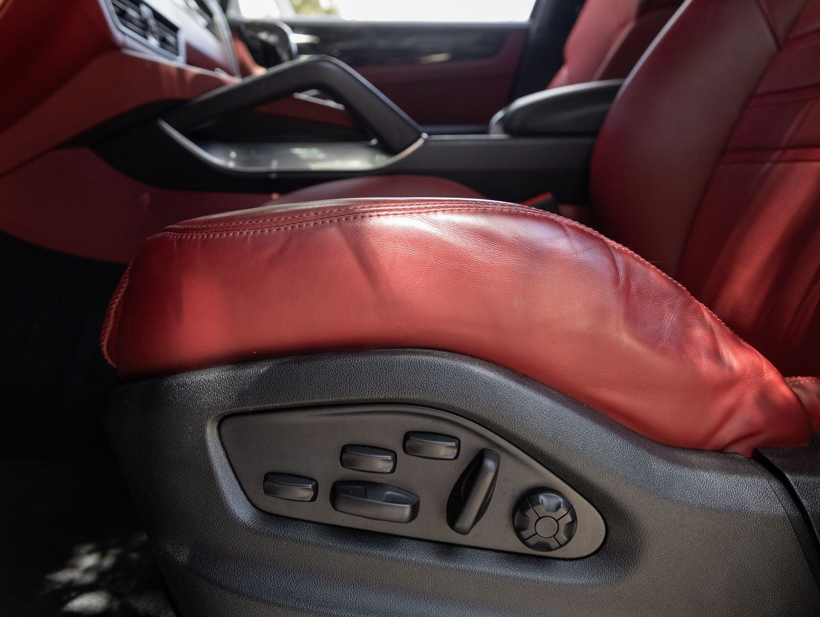 2023 Porsche Cayenne Cayenne Turbo (MY23)