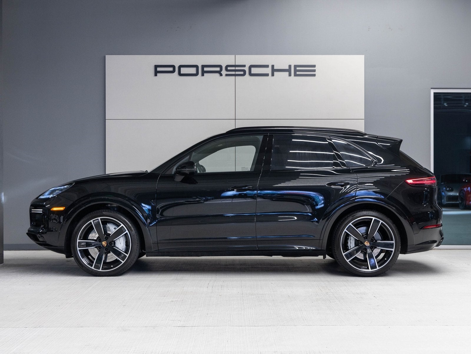 2023 Porsche Cayenne Cayenne Turbo (MY23)