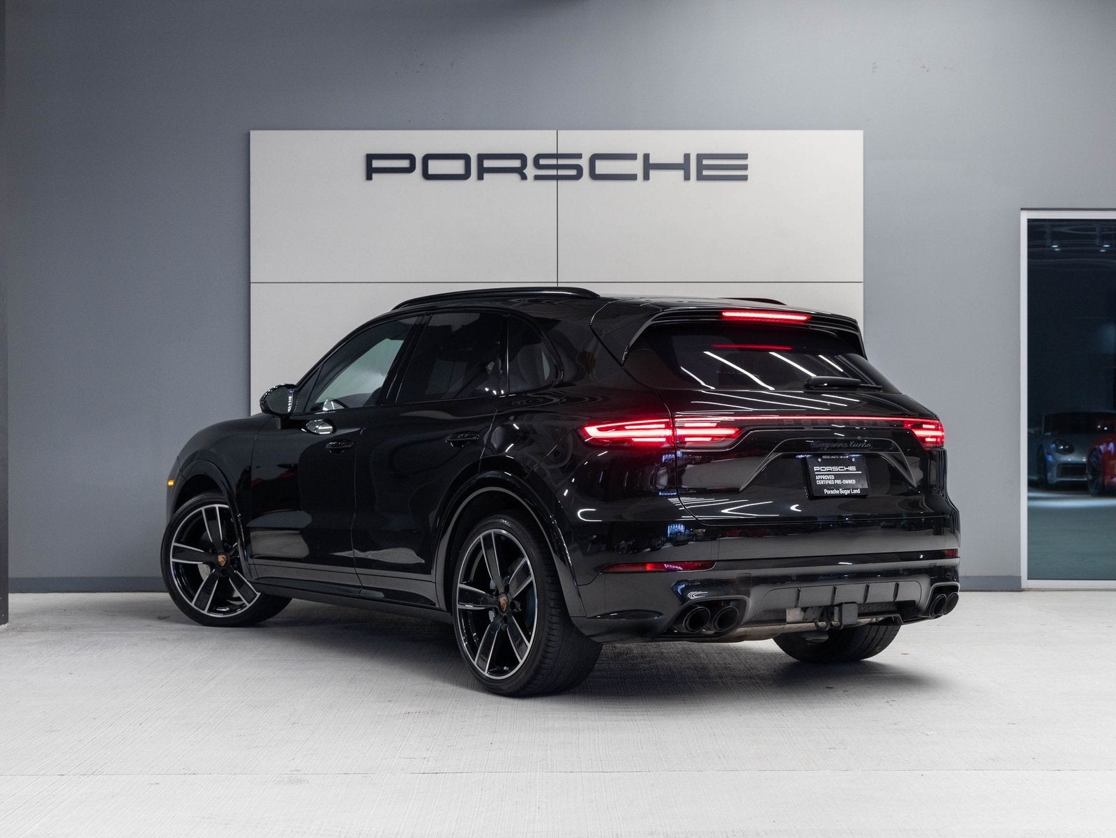 2023 Porsche Cayenne Cayenne Turbo (MY23)