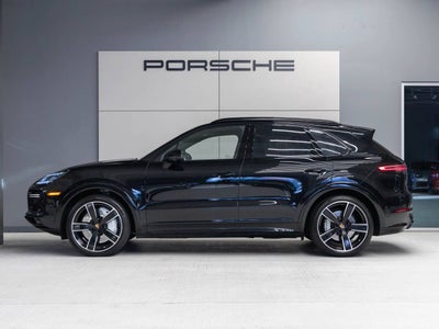 2023 Porsche Cayenne Cayenne Turbo (MY23)