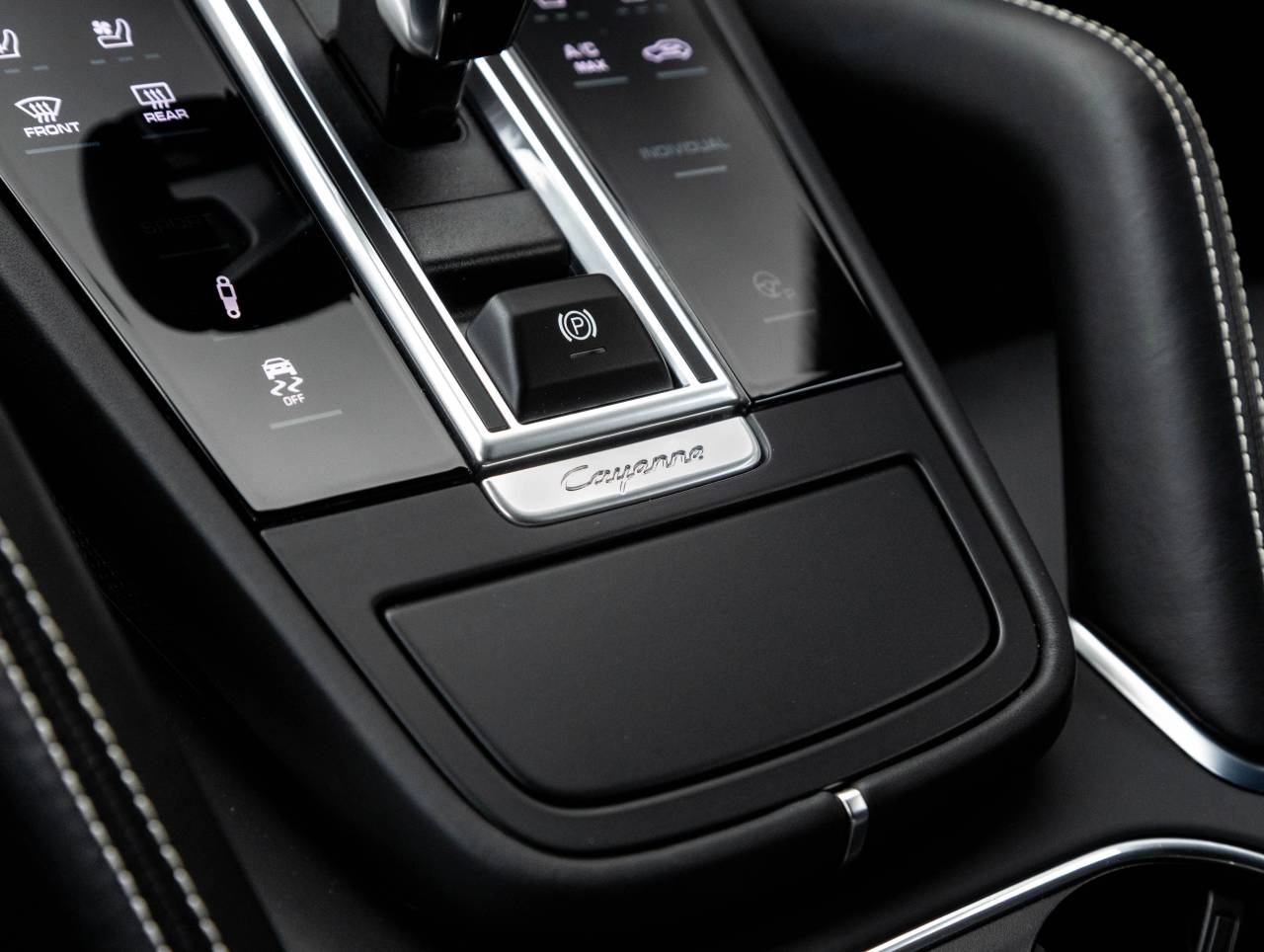 2023 Porsche Cayenne Cayenne Turbo (MY23)