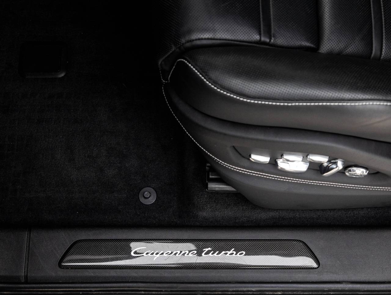 2023 Porsche Cayenne Cayenne Turbo (MY23)