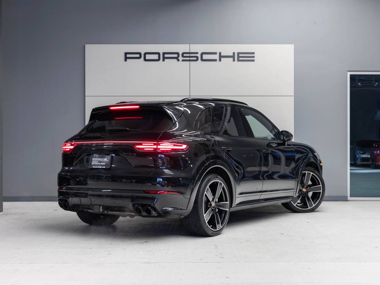 2023 Porsche Cayenne Cayenne Turbo (MY23)